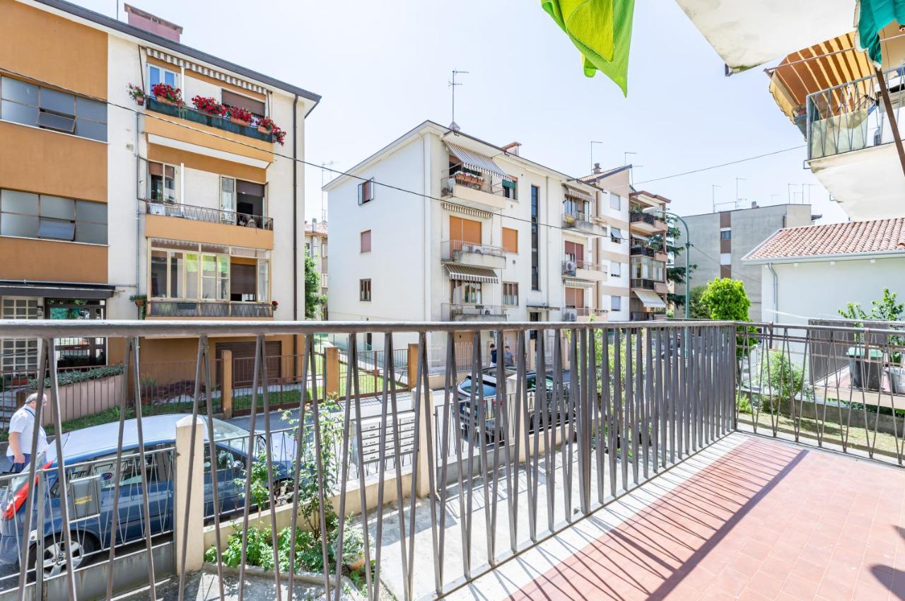 La Fenice Mestre Apartment Exteriör bild